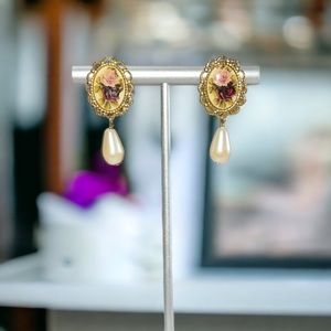 Vintage Coquette Rose earrings